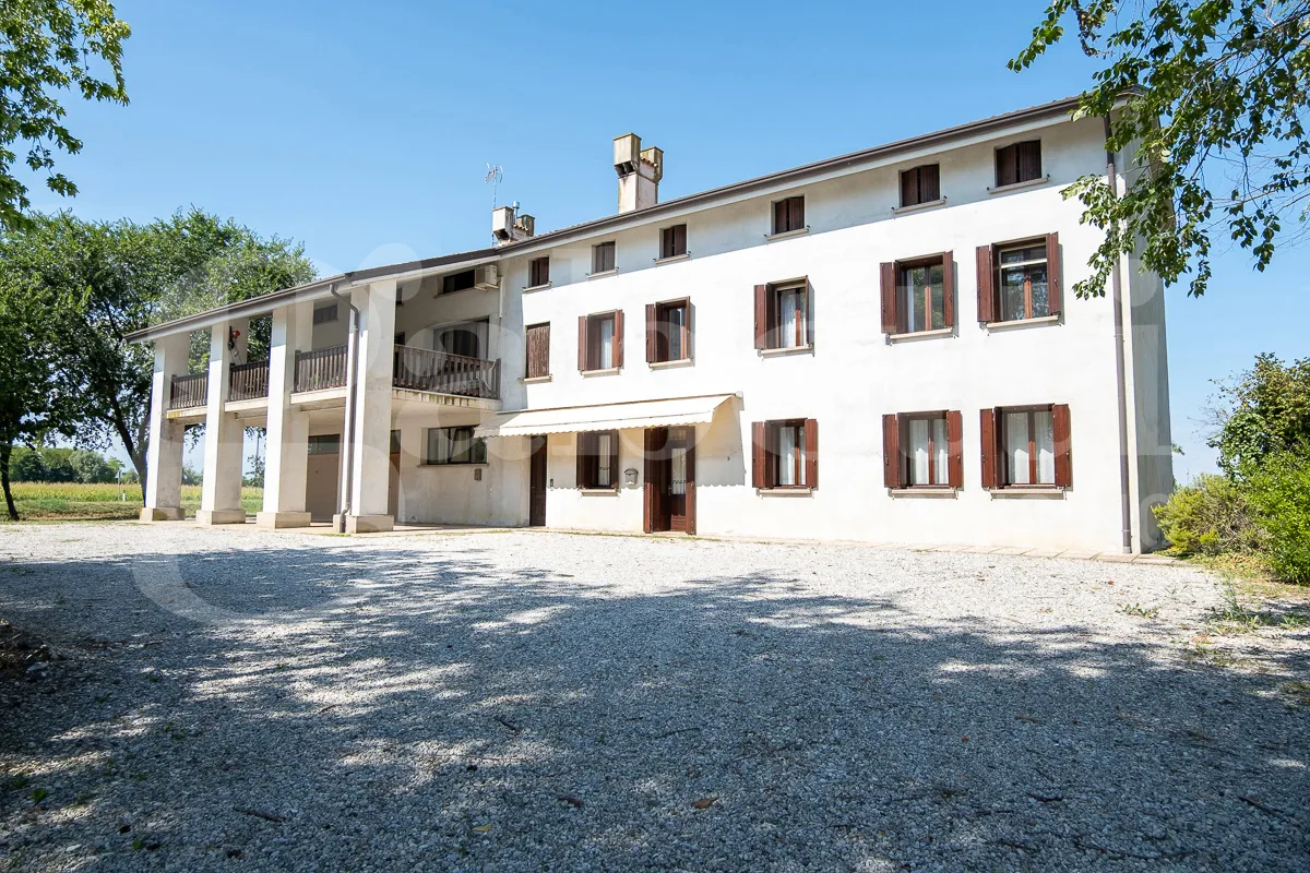 Rustico in vendita a Teglio Veneto - foto 1