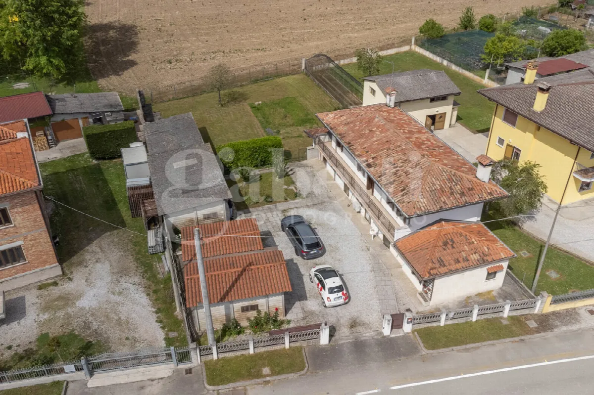 Casa indipendente in vendita a Teglio Veneto - foto 3