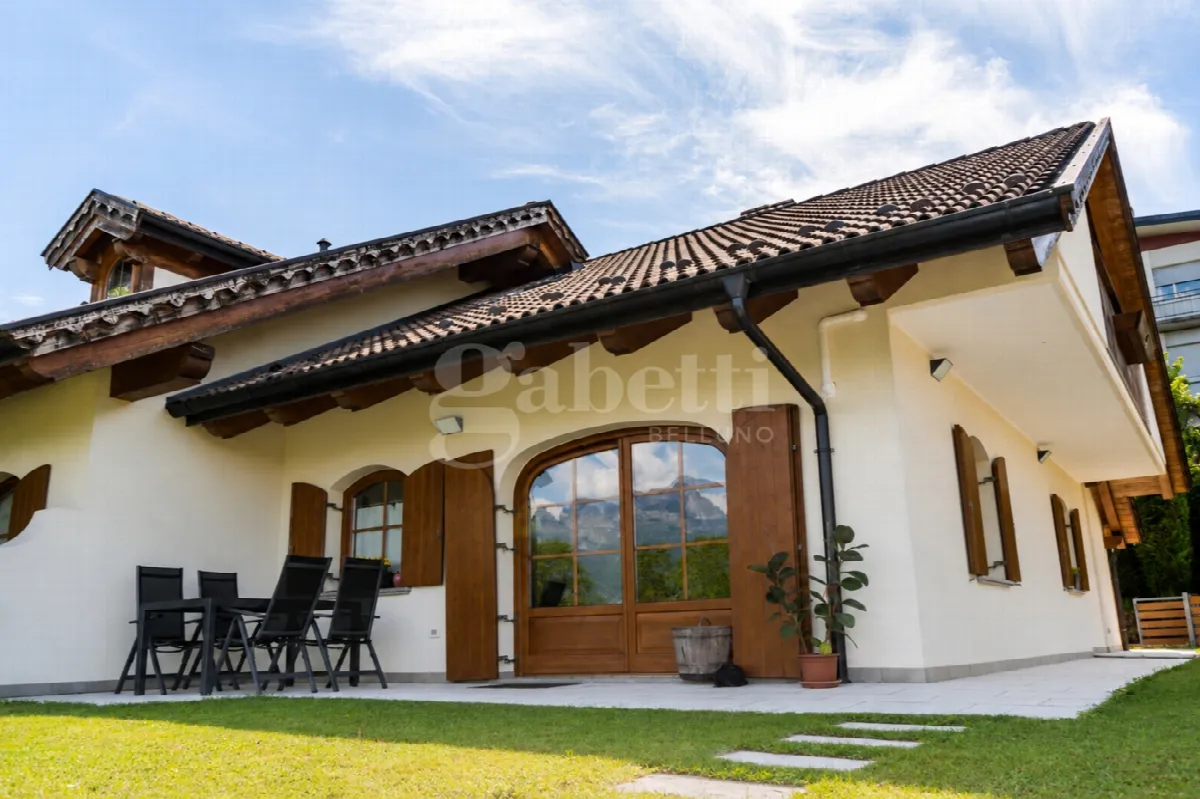Casa indipendente in vendita a Belluno - foto 1