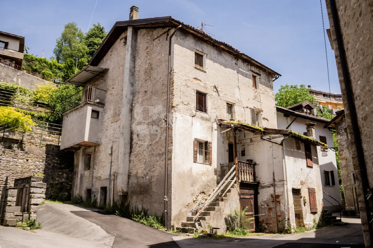 Stabile in vendita a Belluno - foto 1