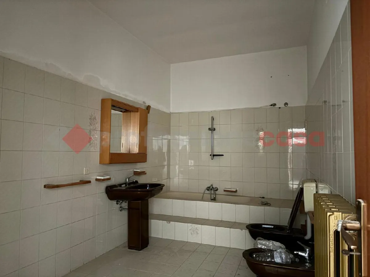 Casa indipendente in vendita a Sava - foto 6