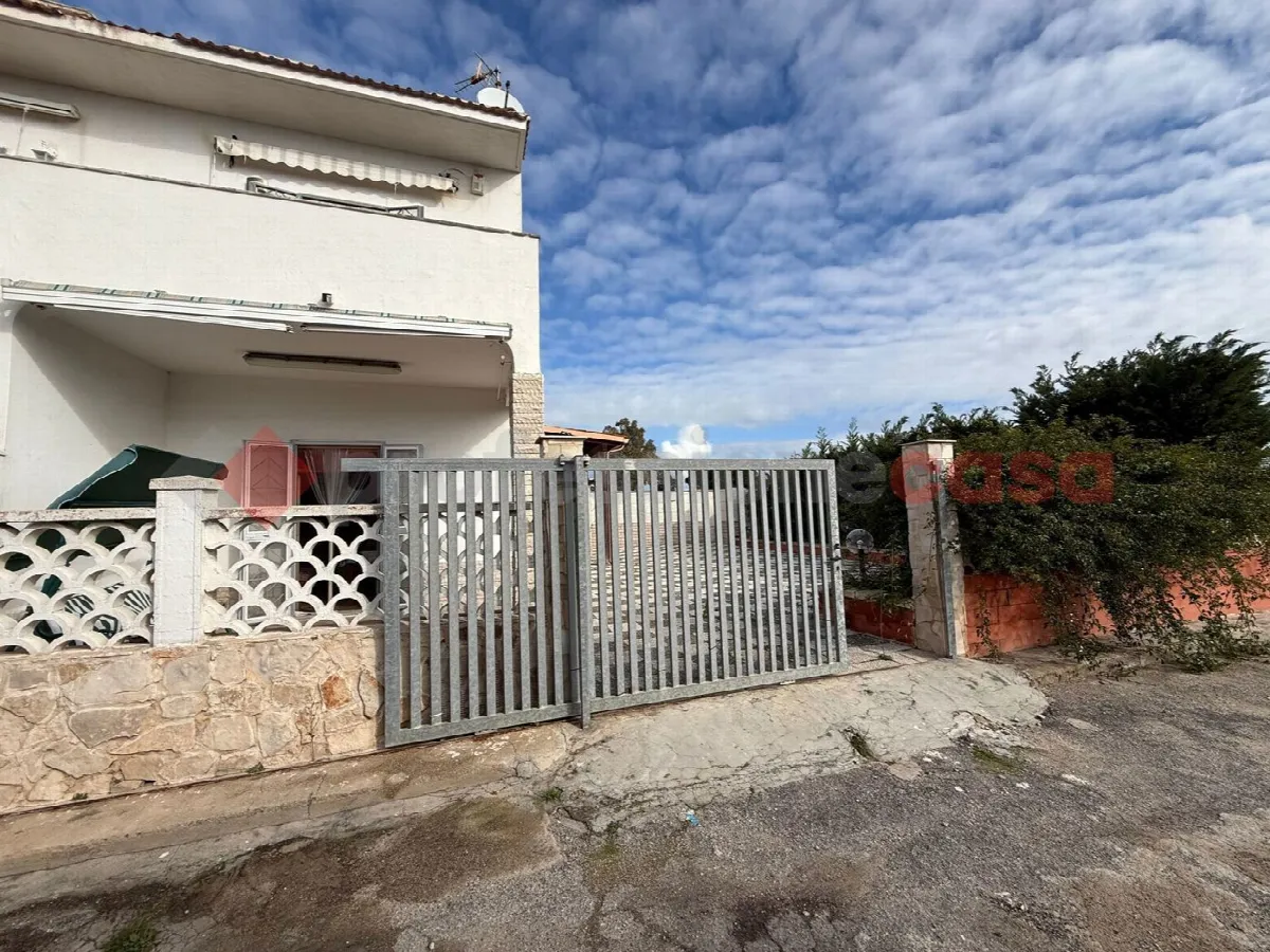 Casa indipendente in vendita a Manduria - foto 2