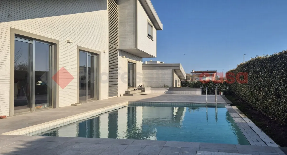 Villa in vendita a Fiumicino - foto 2