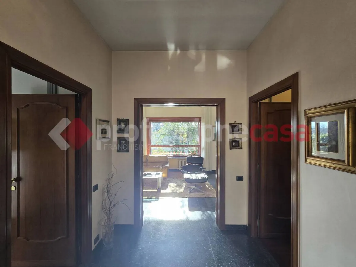 Villa in vendita a Roma - foto 2
