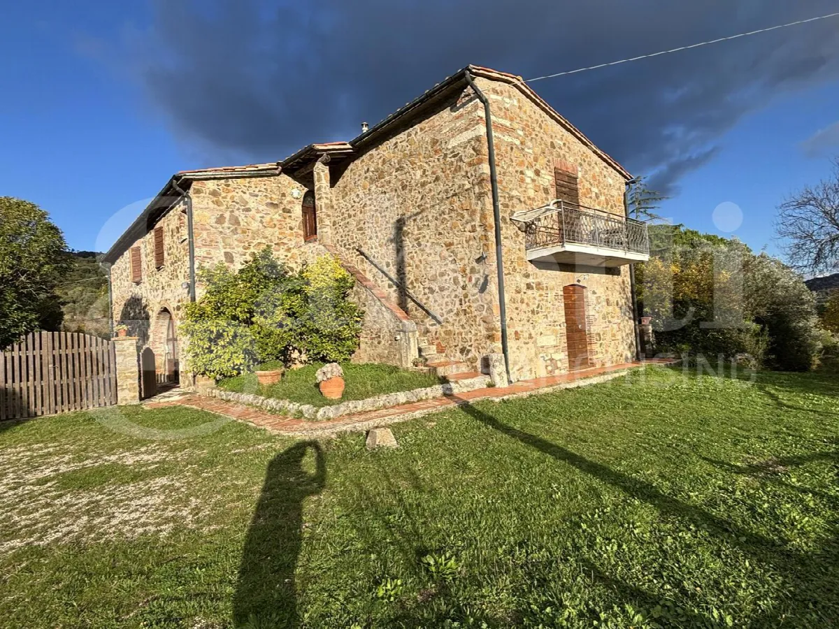 Rustico in vendita a Massa Marittima - foto 1