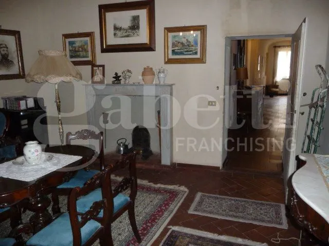 Casa indipendente in vendita a Sassetta - foto 2