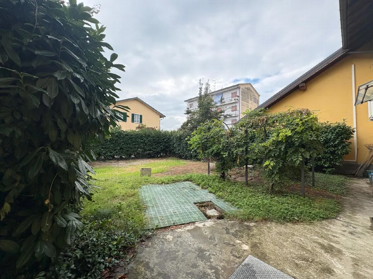 Casa indipendente in vendita a Robecco sul Naviglio - foto 3