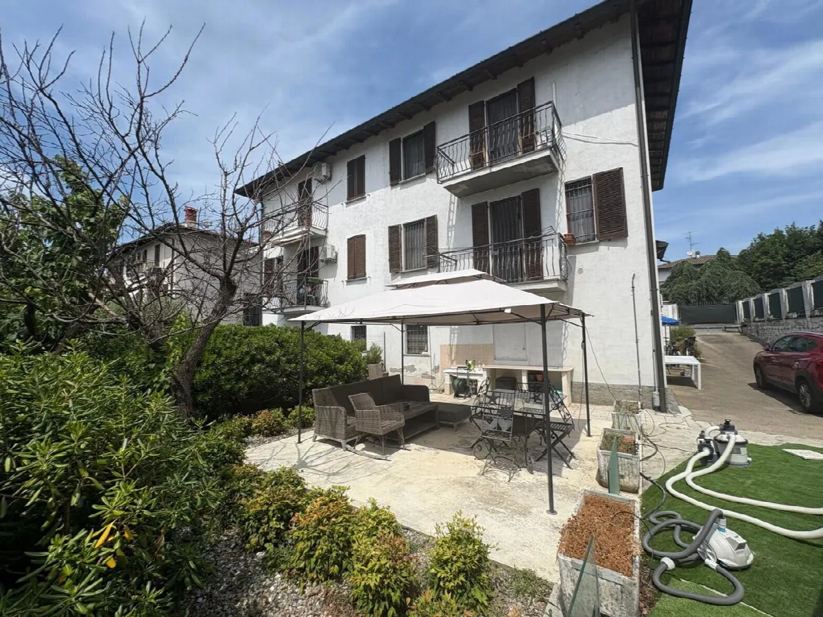 Villa in vendita a Robecco sul Naviglio - foto 1