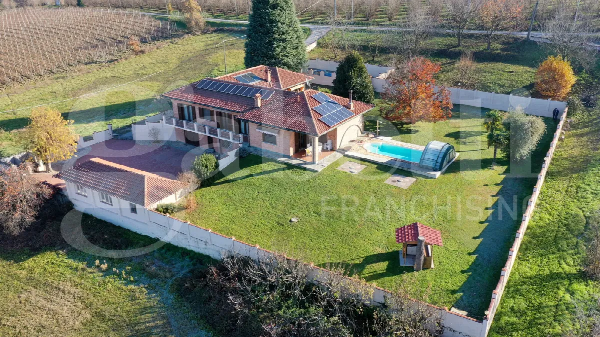 Villetta a schiera in vendita a La Morra - foto 1