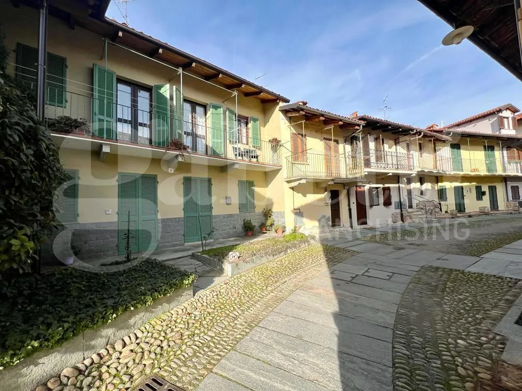 Casa indipendente in vendita a Bra - foto 2