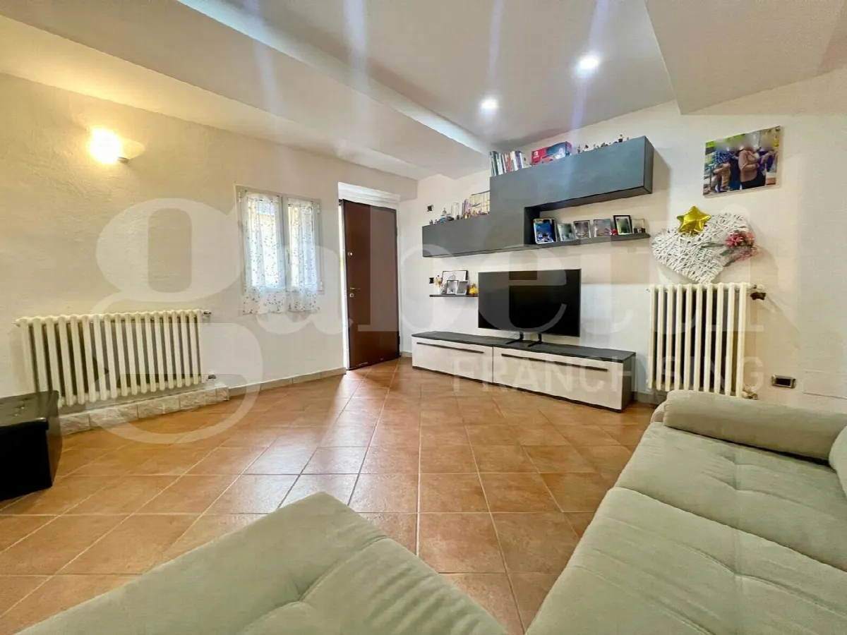 Casa indipendente in vendita a Bra - foto 6