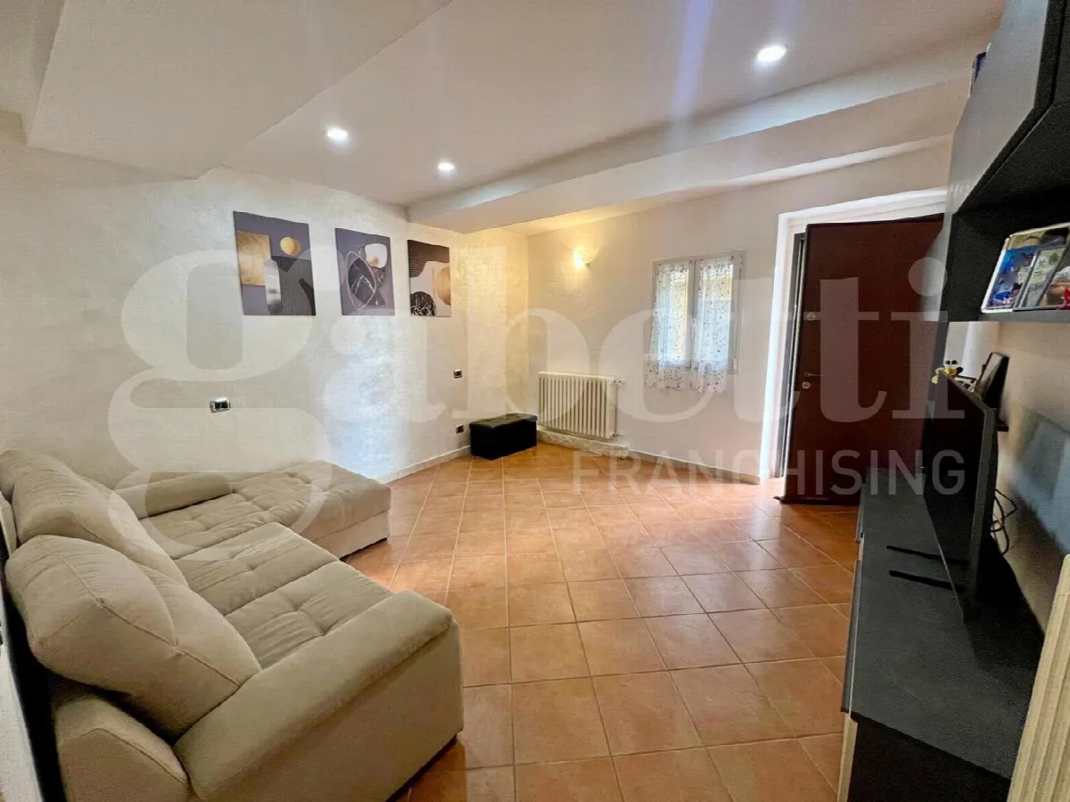 Casa indipendente in vendita a Bra - foto 7
