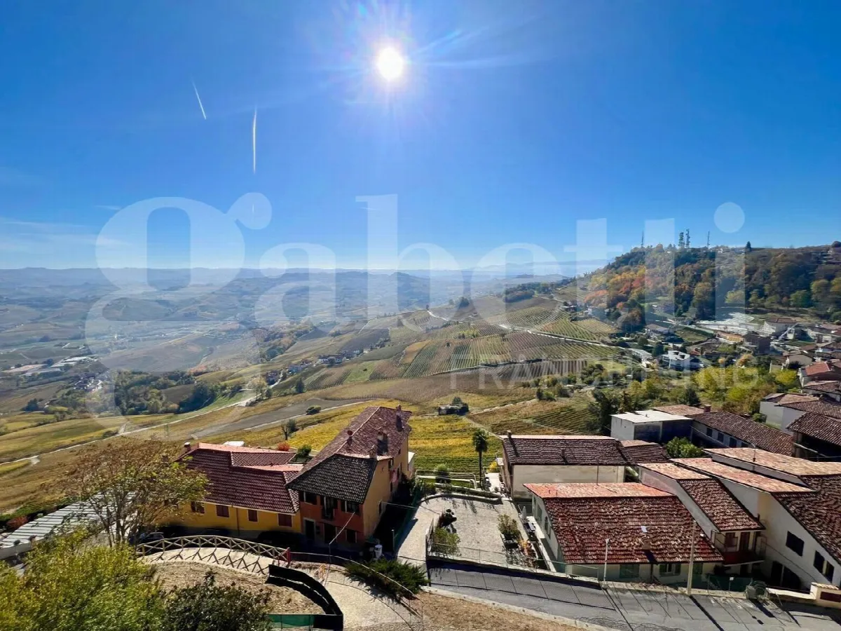 Casa indipendente in vendita a La Morra - foto 3