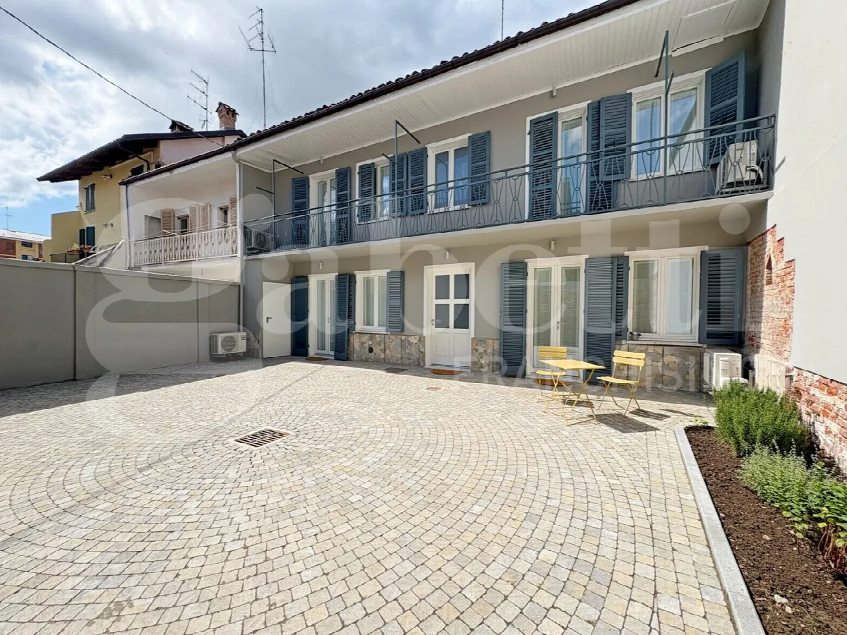 Casa indipendente in vendita a Bra - foto 2
