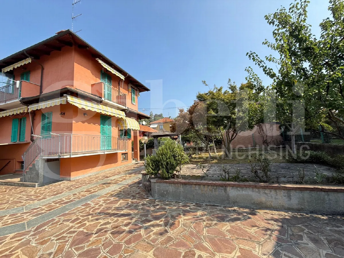 Casa indipendente in vendita a Bra - foto 2