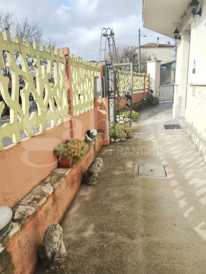 Casa indipendente in vendita a Tagliacozzo - foto 7
