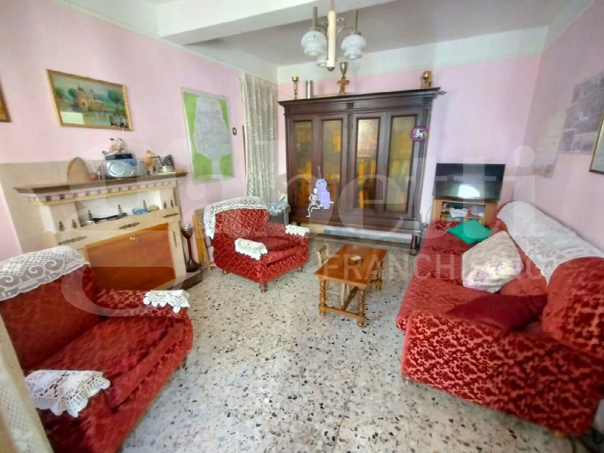 Casa indipendente in vendita a Sante Marie - foto 8
