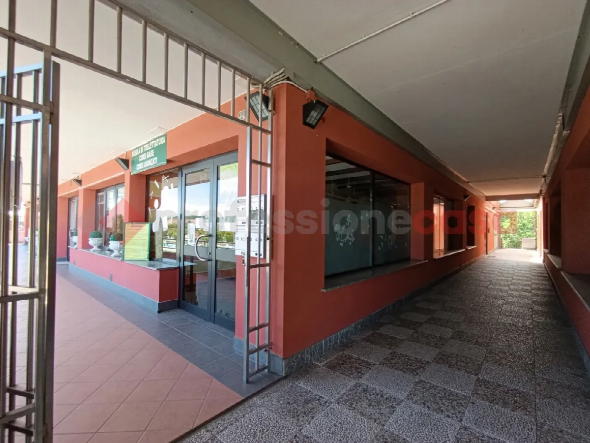 Stabile in vendita a Castelletto sopra Ticino - foto 10
