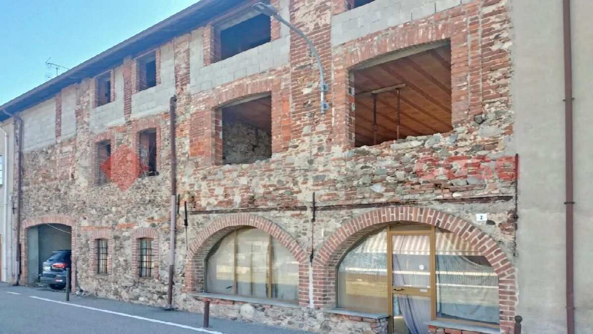 Rustico in vendita a Borgomanero - foto 2