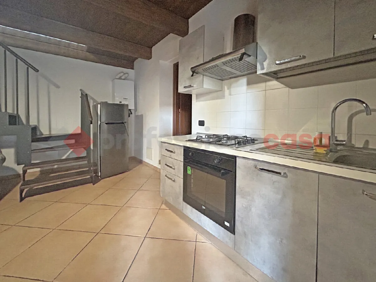 Casa indipendente in vendita a Arona - foto 4