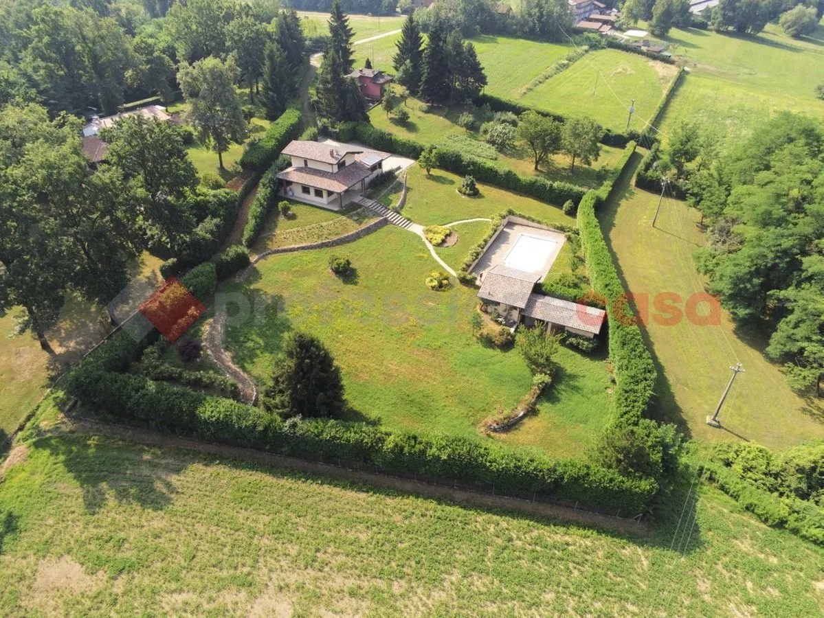 Villetta a schiera in vendita a Agrate Conturbia - foto 1