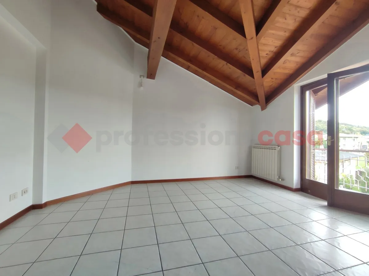 Appartamento in vendita a Dormelletto - foto 3