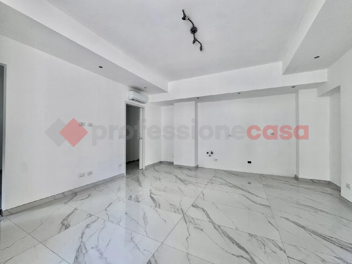 Appartamento in vendita a Arona - foto 2