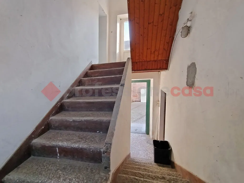 Casa indipendente in vendita a Arona - foto 8