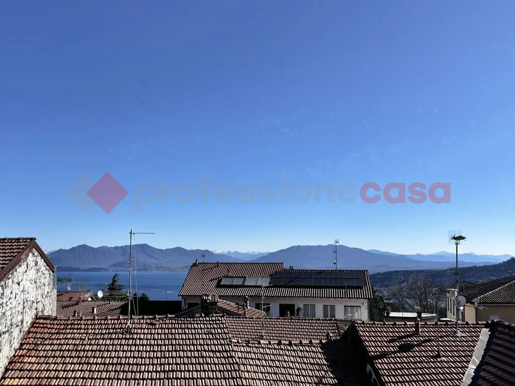 Casa indipendente in vendita a Arona - foto 5