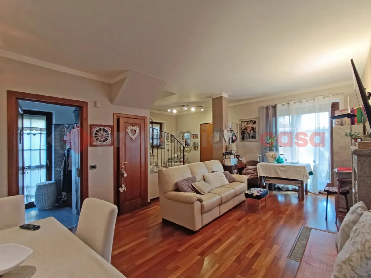 Villa in vendita a Comignago - foto 3