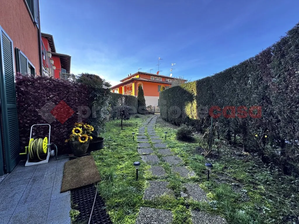 Villetta a schiera in vendita a Castelletto sopra Ticino - foto 3