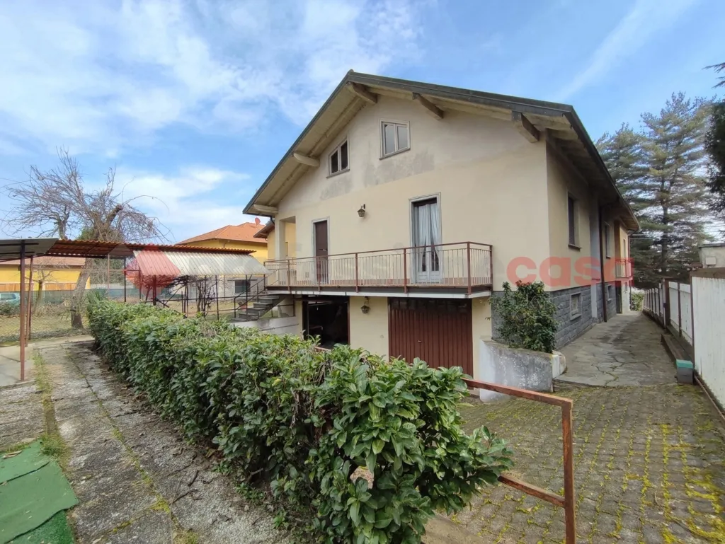 Casa indipendente in vendita a Arona - foto 4