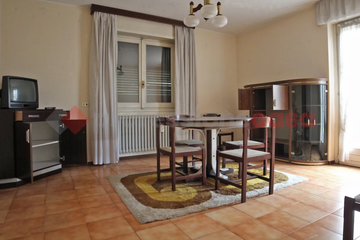 Casa indipendente in vendita a Arona - foto 7