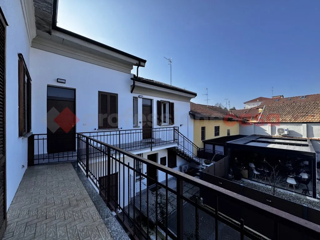 Casa indipendente in vendita a Castelletto sopra Ticino - foto 2