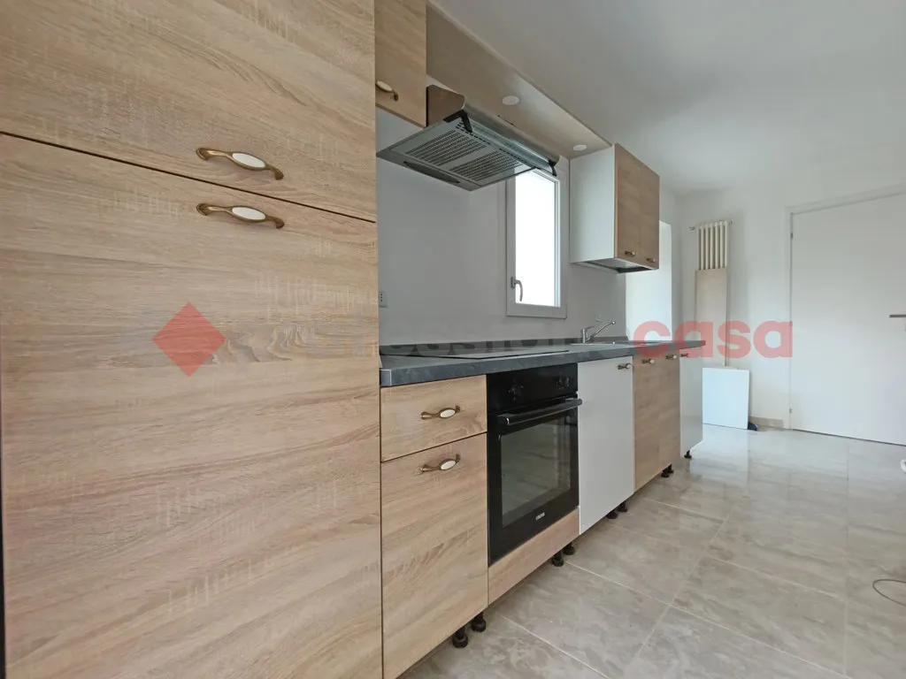 Appartamento in vendita a Arona - foto 2