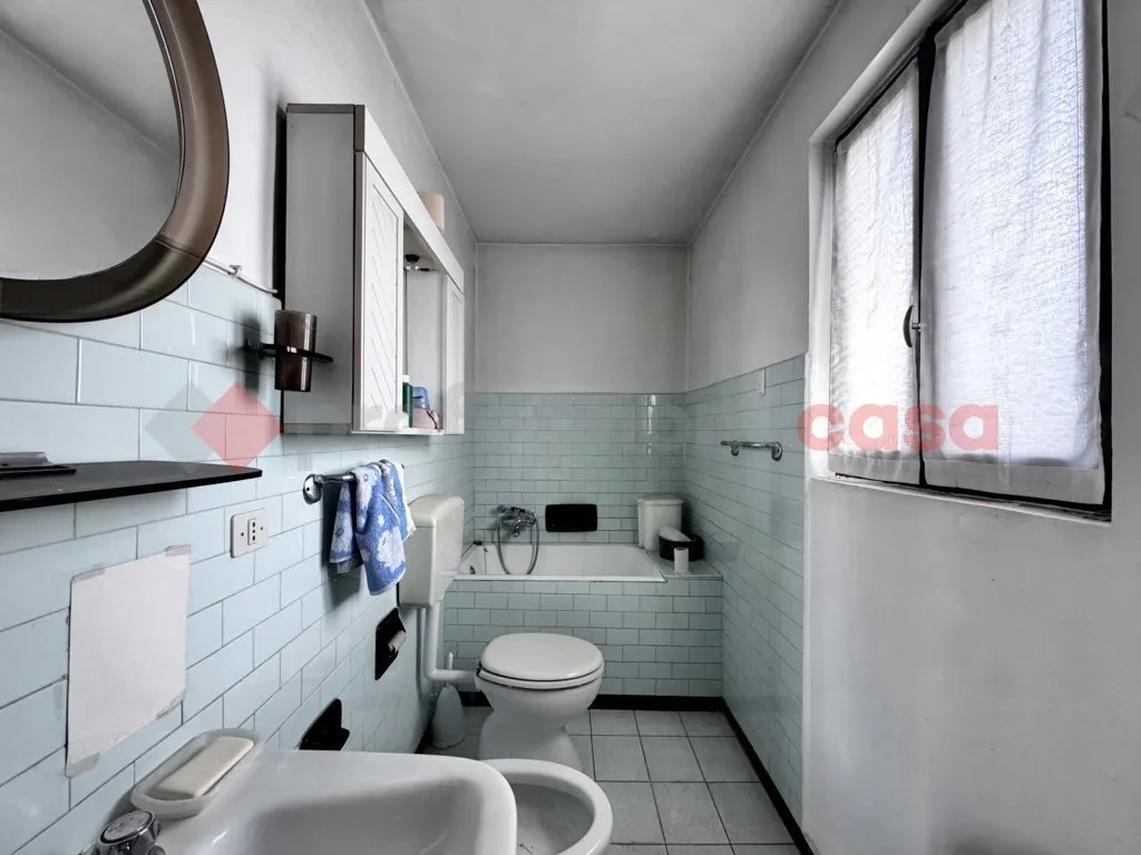 Casa indipendente in vendita a Paruzzaro - foto 7