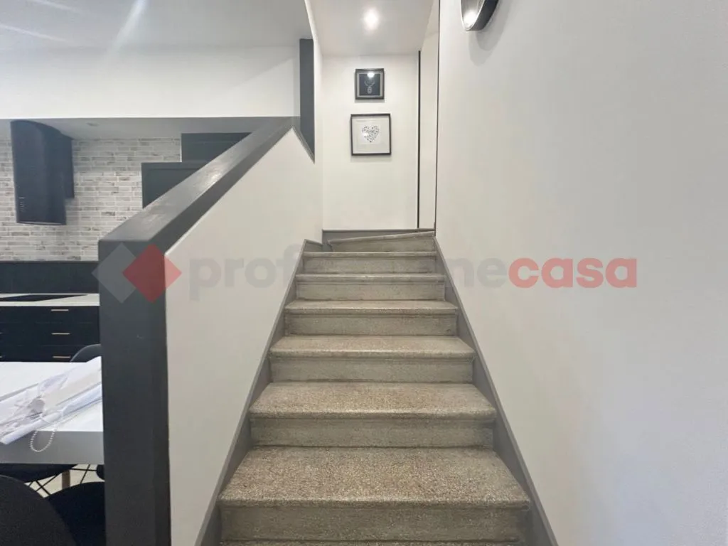 Casa indipendente in vendita a Arona - foto 8