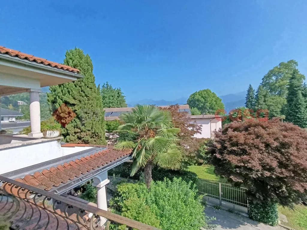 Villa in vendita a Stresa - foto 1