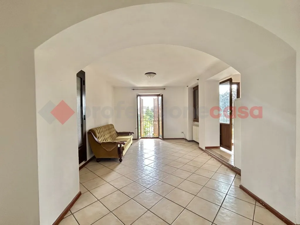Appartamento in vendita a Arona - foto 1