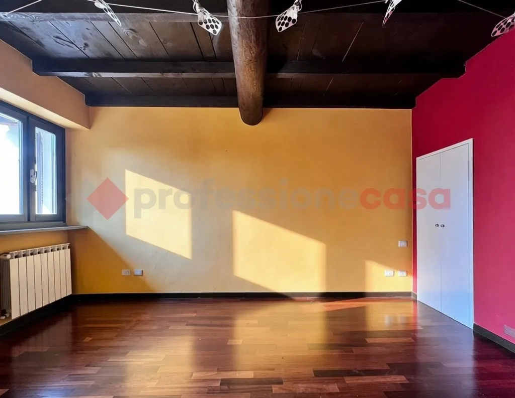 Casa indipendente in vendita a Arona - foto 8