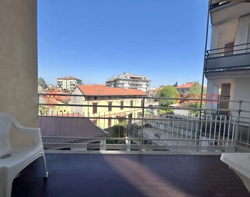 Appartamento in vendita a Arona - foto 1