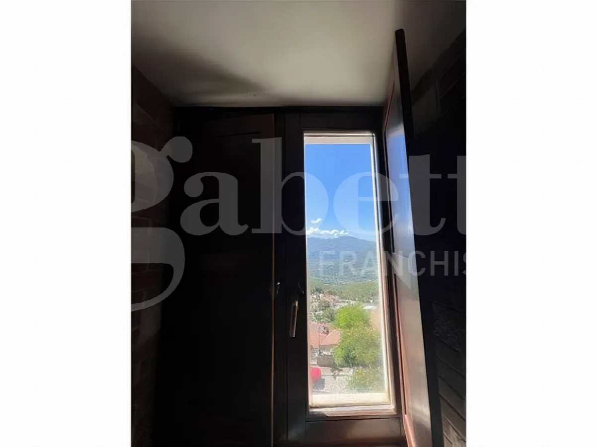 Casa indipendente in vendita a Oricola - foto 5