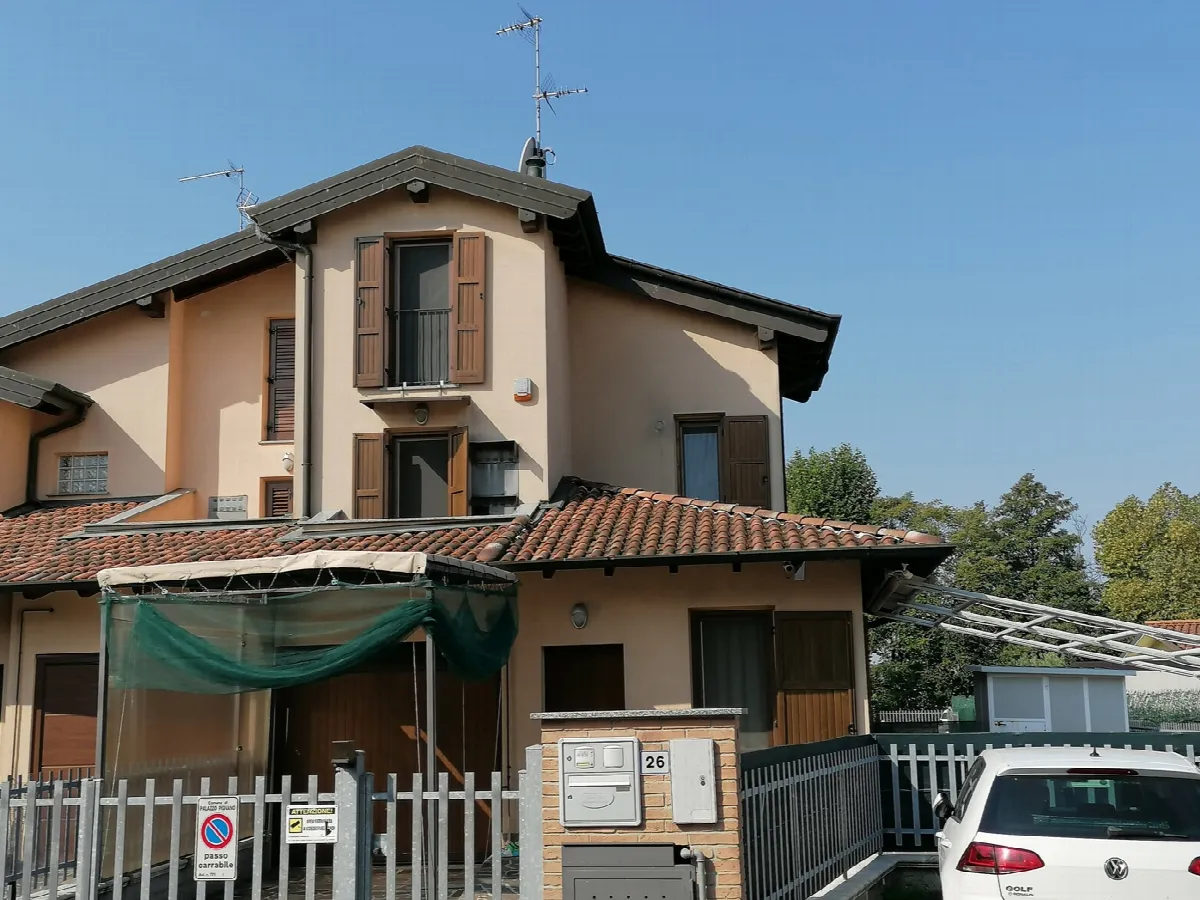 Villetta a schiera in vendita a Palazzo Pignano - foto 1