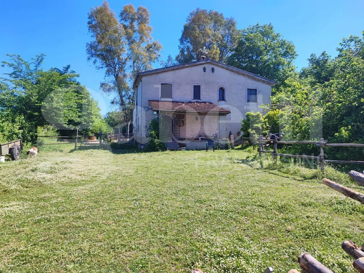 Rustico in vendita a Sessa Aurunca - foto 1