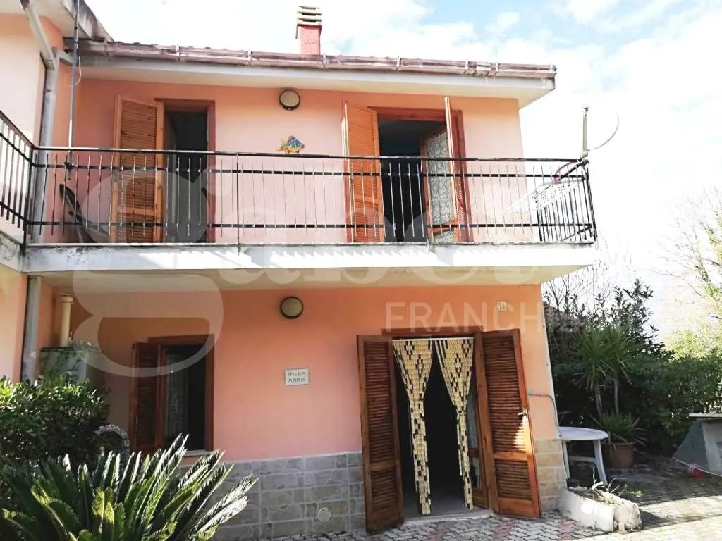 Villetta a schiera in vendita a Galluccio - foto 6