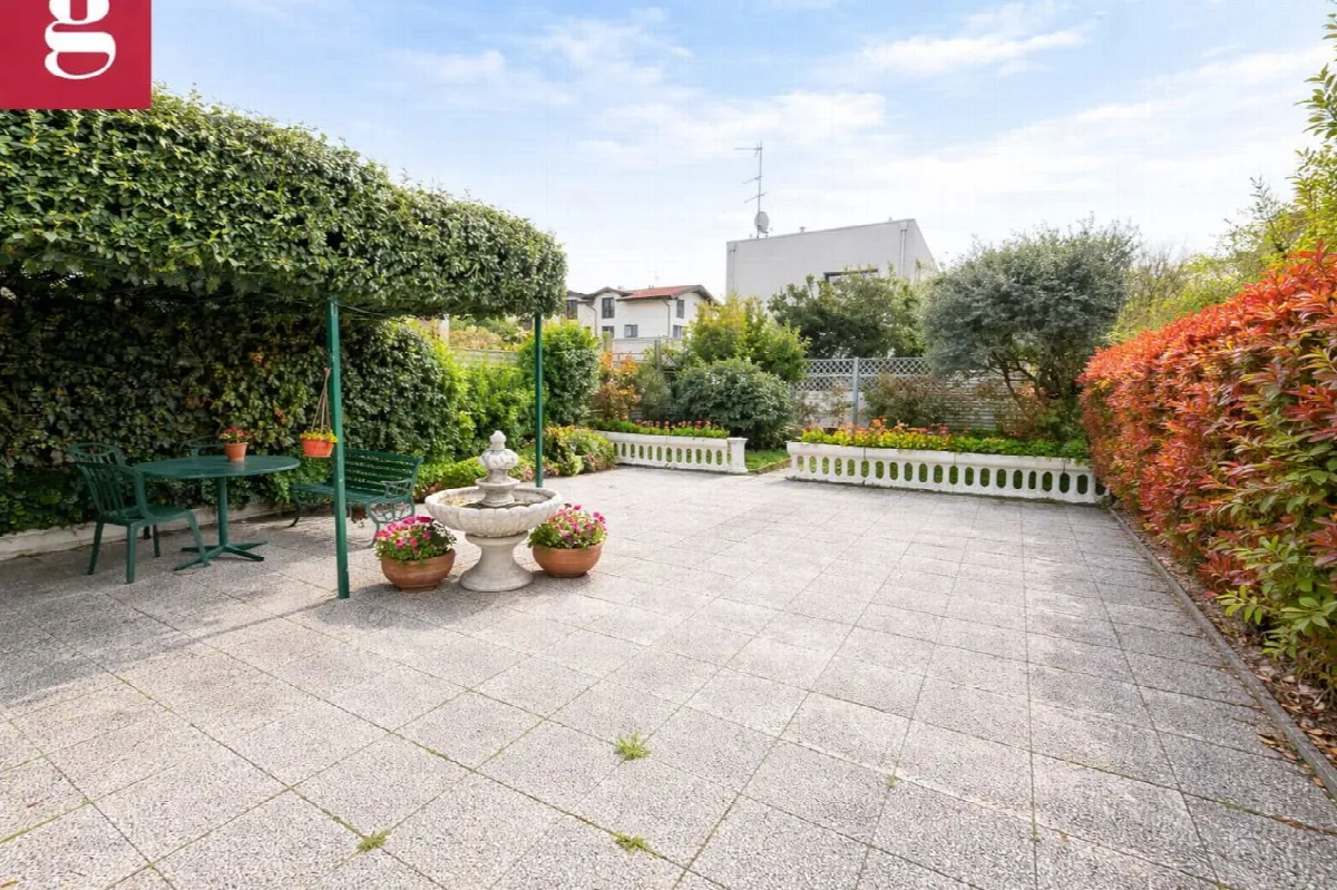 Casa bifamiliare in vendita a Settimo Milanese - foto 1