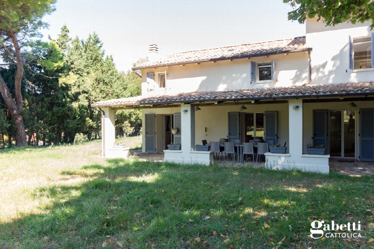Villa in vendita a Pesaro - foto 1
