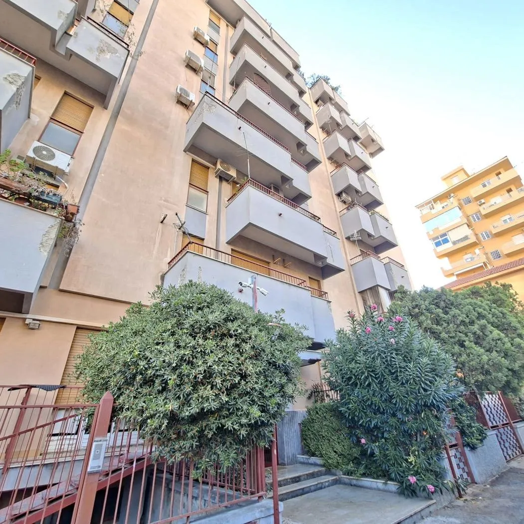 Appartamento in vendita a Palermo - foto 1