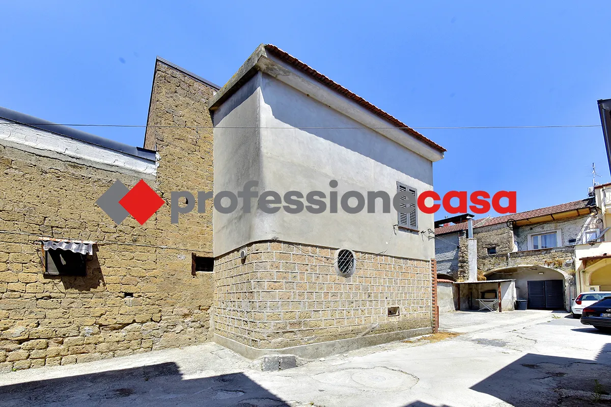 Casa indipendente in vendita a San Nicola la Strada - foto 5