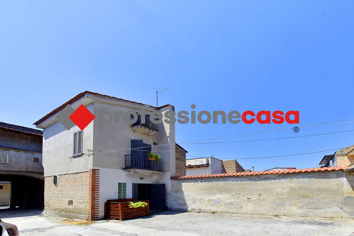 Casa indipendente in vendita a San Nicola la Strada - foto 6